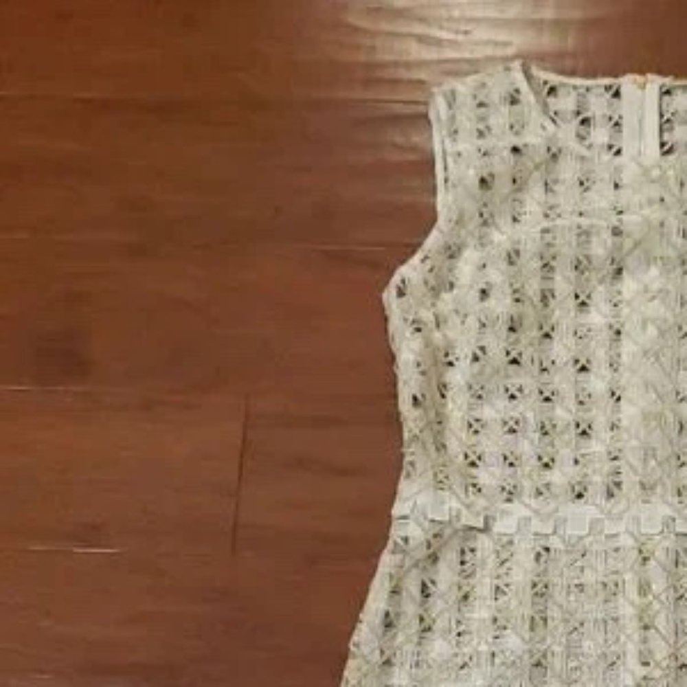 Elie Tahari Rosaleen Embroidered Sheath Dress Metallic Gold Size 4 NWT/NEW Elie